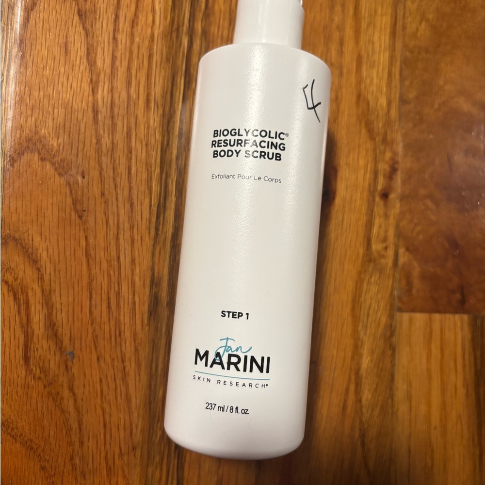 Jan Marini White Bioglycolic Resurfacing Body Scrub